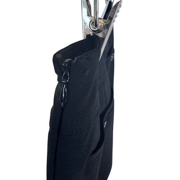 BURBERRY LONDON Black Wool Pleated High Rise Pencil Skirt Cuffed Hem
Sz US4 UK6 - Picture 5 of 14